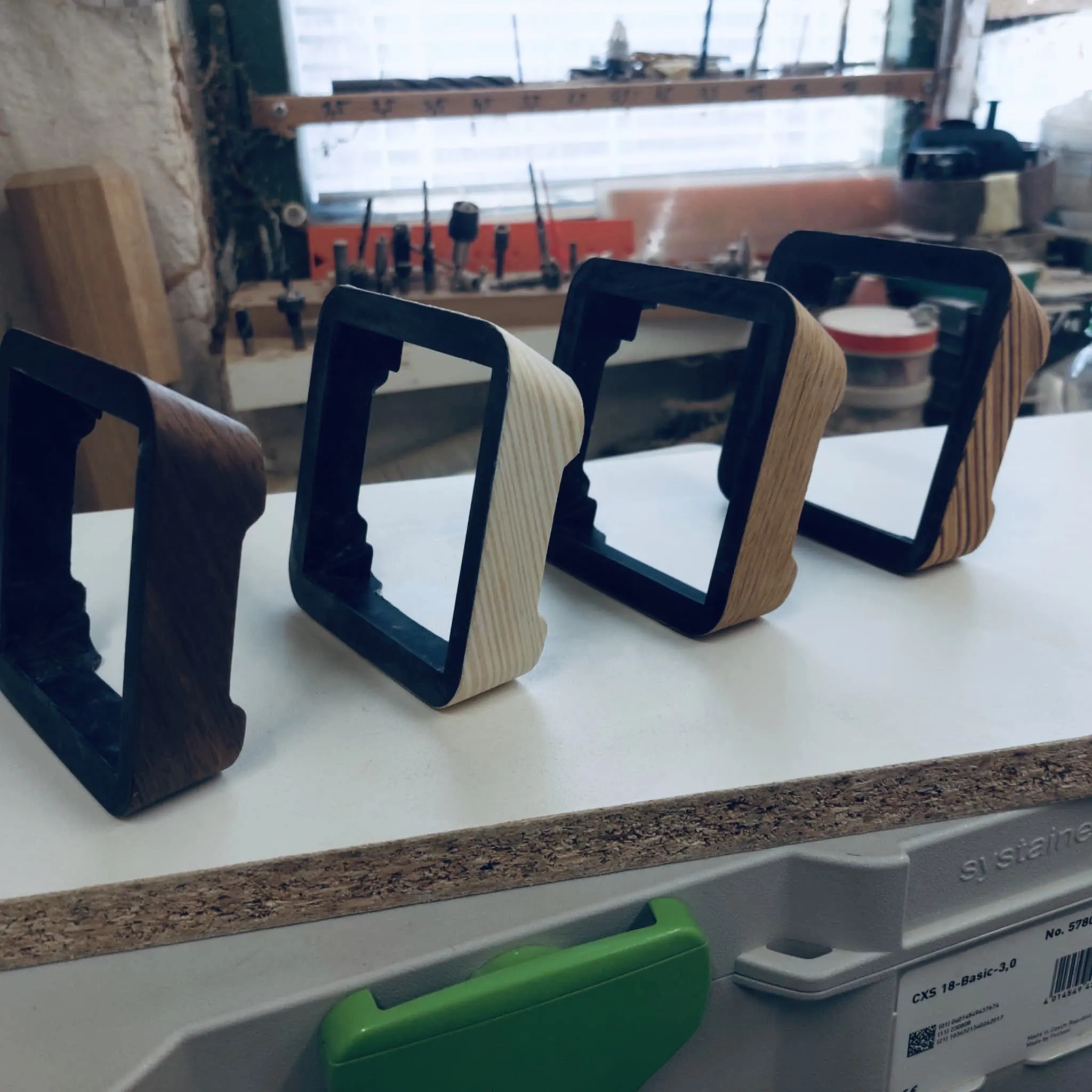 Airgeek variants with wood veneer